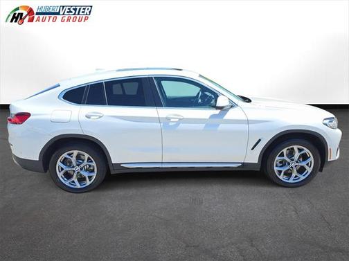 2024 BMW X4 xDrive30i