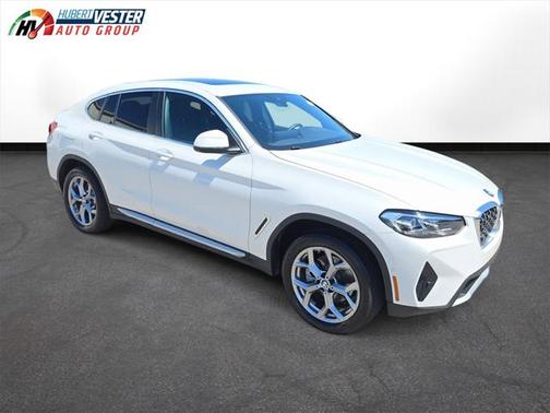 2024 BMW X4 xDrive30i