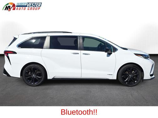 2021 Toyota Sienna XSE 7 Passenger