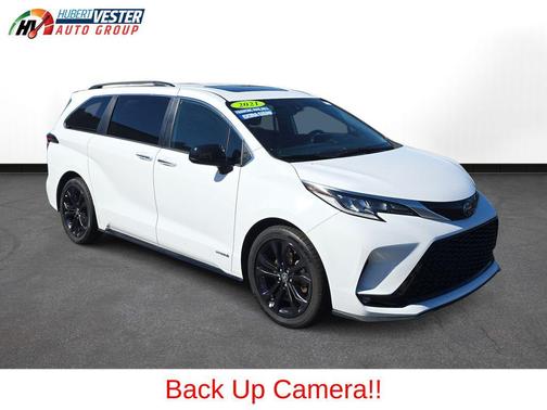 2021 Toyota Sienna XSE 7 Passenger
