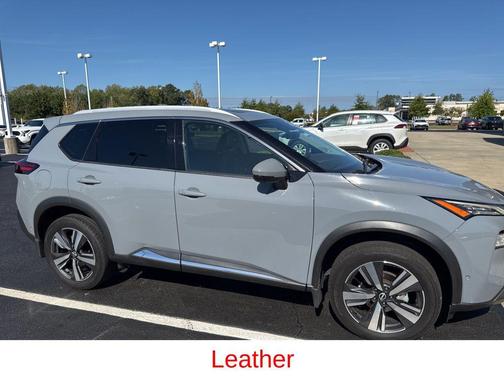 2022 Nissan Rogue SL