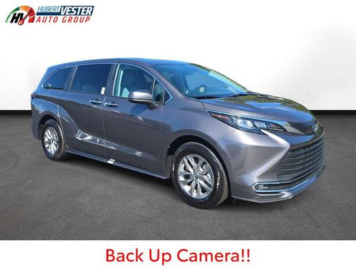 2024 Toyota Sienna XLE 8 Passenger