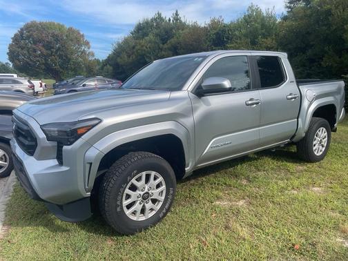 2024 Toyota Tacoma SR5