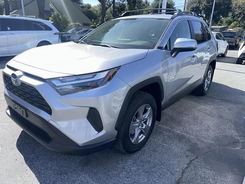 2024 Toyota RAV4 Hybrid LE