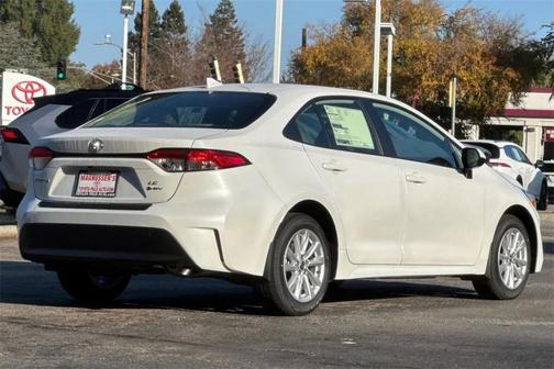 2026 Toyota Corolla Hybrid LE