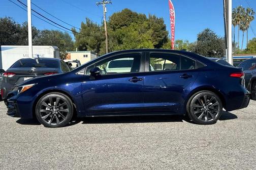 2025 Toyota Corolla Hybrid SE