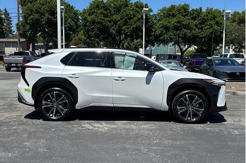 2023 Toyota bZ4X Limited