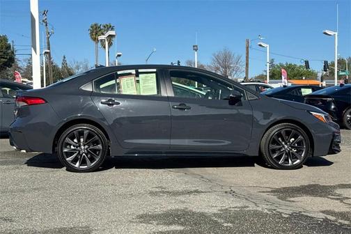 2025 Toyota Corolla Hybrid SE