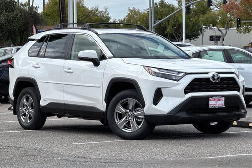 2025 Toyota RAV4 Hybrid XLE