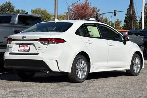 2026 Toyota Corolla Hybrid LE