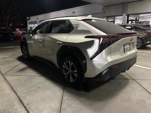 2024 Toyota bZ4X XLE