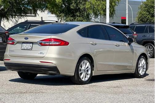 2019 Ford Fusion Hybrid SE