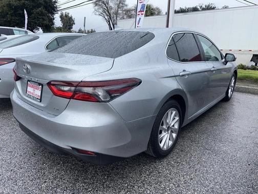 2024 Toyota Camry LE
