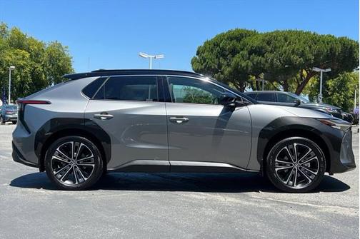 2023 Toyota bZ4X Limited
