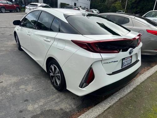 2018 Toyota Prius Prime Premium
