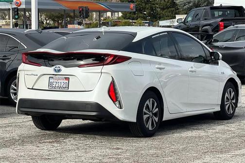 2018 Toyota Prius Prime Premium