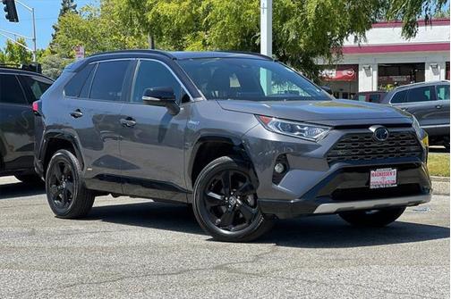 2021 Toyota RAV4 Hybrid SE