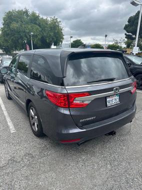 Gray 2018 Honda Odyssey EX