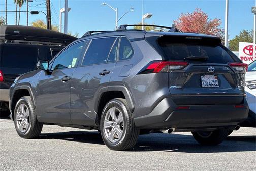 2024 Toyota RAV4 Hybrid XLE