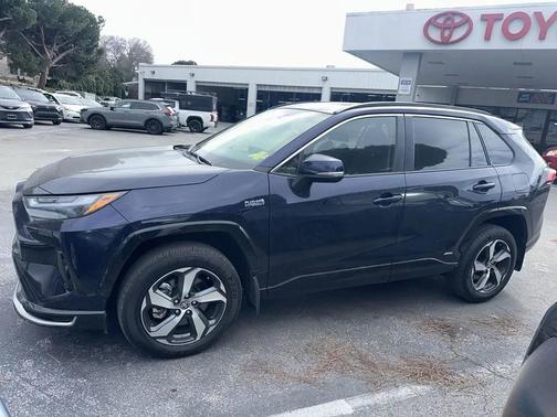 2024 Toyota RAV4 Prime SE
