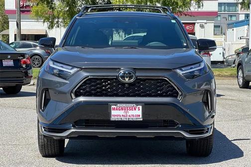 2025 Toyota RAV4 Hybrid SE