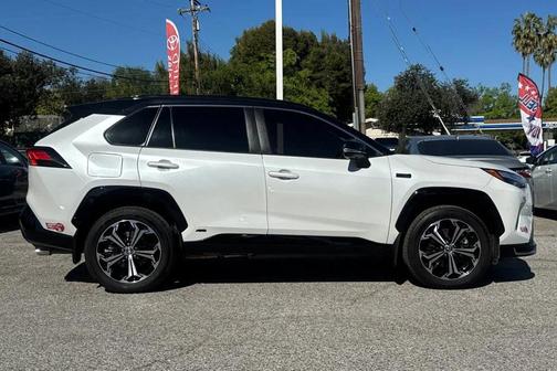 2024 Toyota RAV4 Prime XSE