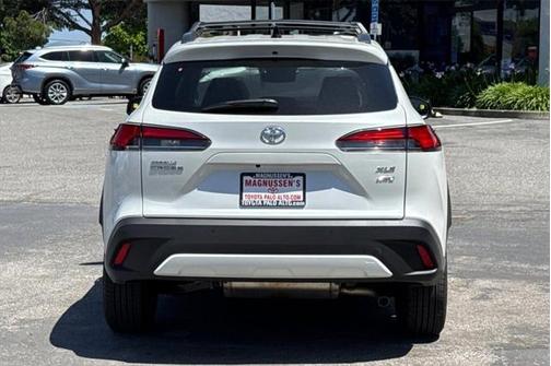 2025 Toyota Corolla Cross XLE