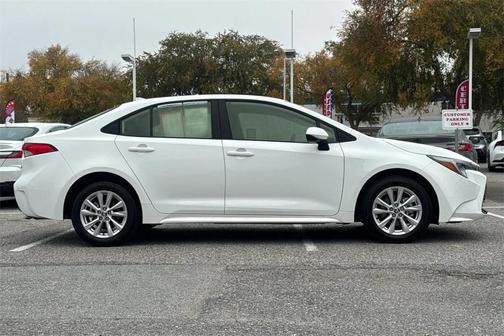 2023 Toyota Corolla Hybrid LE