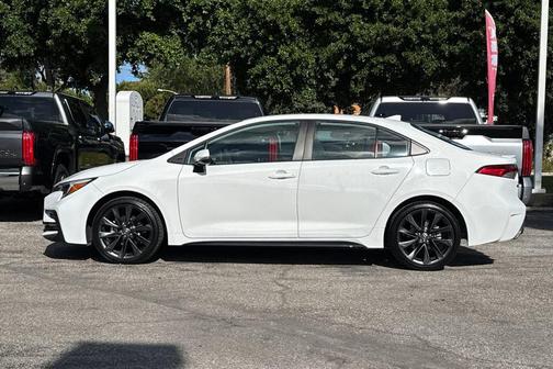 White 2025 Toyota Corolla SE