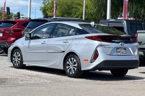Classic Silver Metallic 2020 Toyota Prius Prime XLE