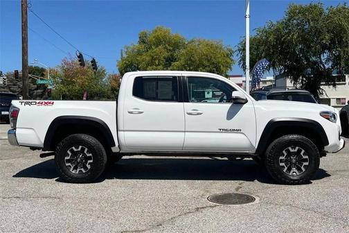 2022 Toyota Tacoma TRD Off-Road