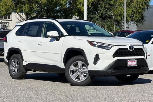 2025 Toyota RAV4 Hybrid XLE