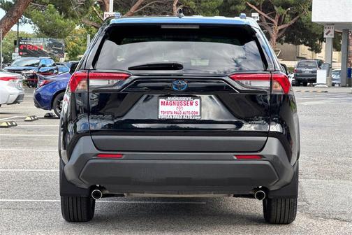 2023 Toyota RAV4 Hybrid LE