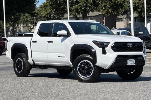 2024 Toyota Tacoma TRD Off-Road