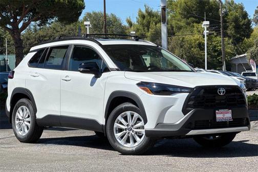 2026 Toyota Corolla Cross LE