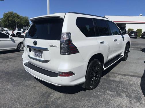 Starfire Pearl 2022 Lexus GX 460 Premium