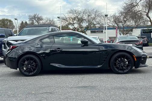 2025 Toyota GR86 Premium