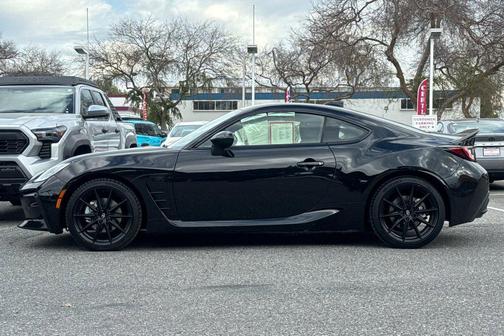 2025 Toyota GR86 Premium