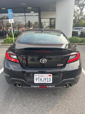 2025 Toyota GR86 Premium