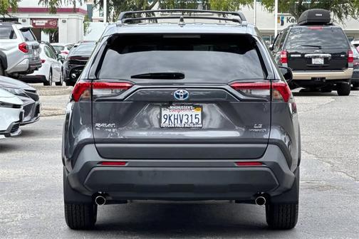 2024 Toyota RAV4 Hybrid LE