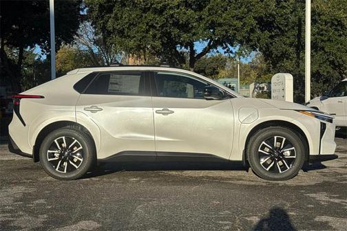 2026 Toyota bZ XLE Plus