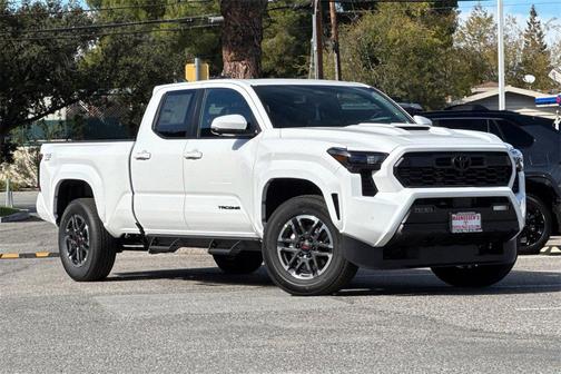 2025 Toyota Tacoma TRD Sport