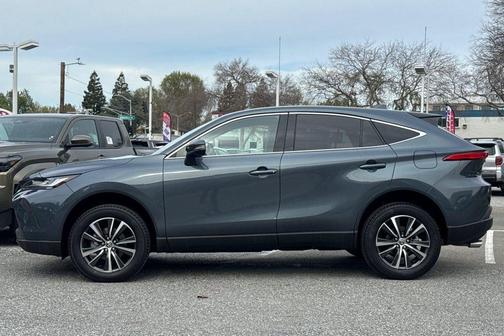 2023 Toyota Venza LE