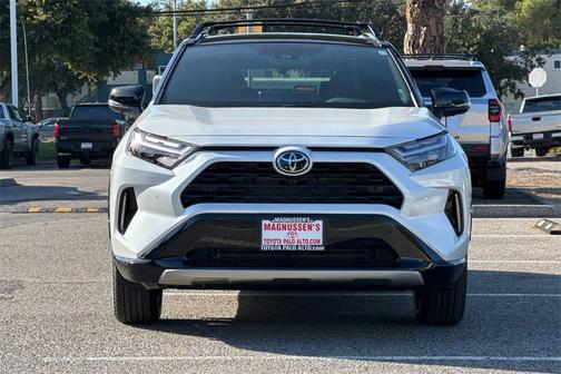 2025 Toyota RAV4 Hybrid SE
