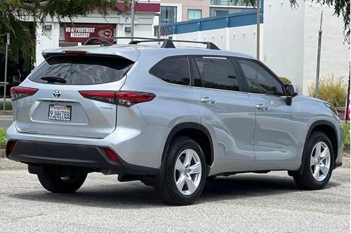 2023 Toyota Highlander Hybrid LE