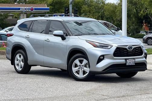 2023 Toyota Highlander Hybrid LE