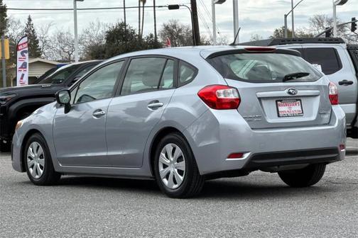 2012 Subaru Impreza 2.0i