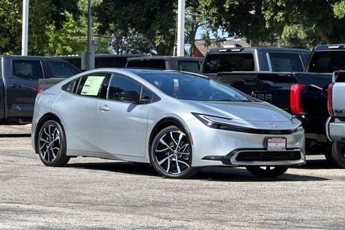Cutting Edge 2026 Toyota Prius Plug-In Hybrid XSE Premium