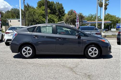 2015 Toyota Prius Three