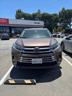2018 Toyota Highlander Limited Platinum